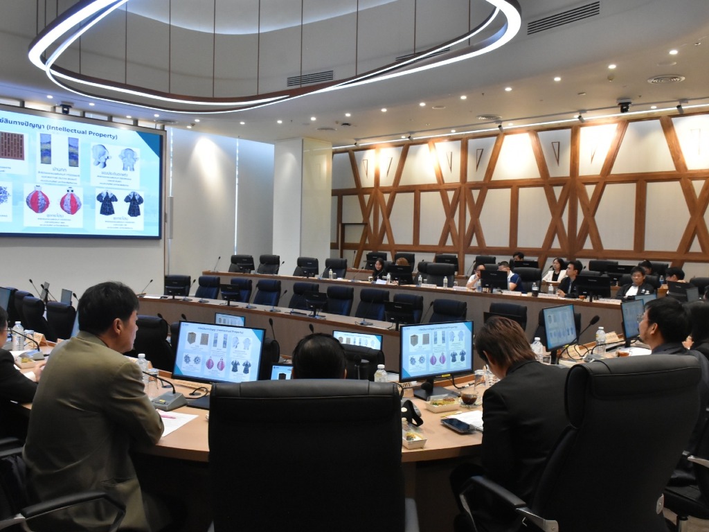 泰国艺术大学与佛统府企业界深化合作，共促学术创新与人才开发 - 5